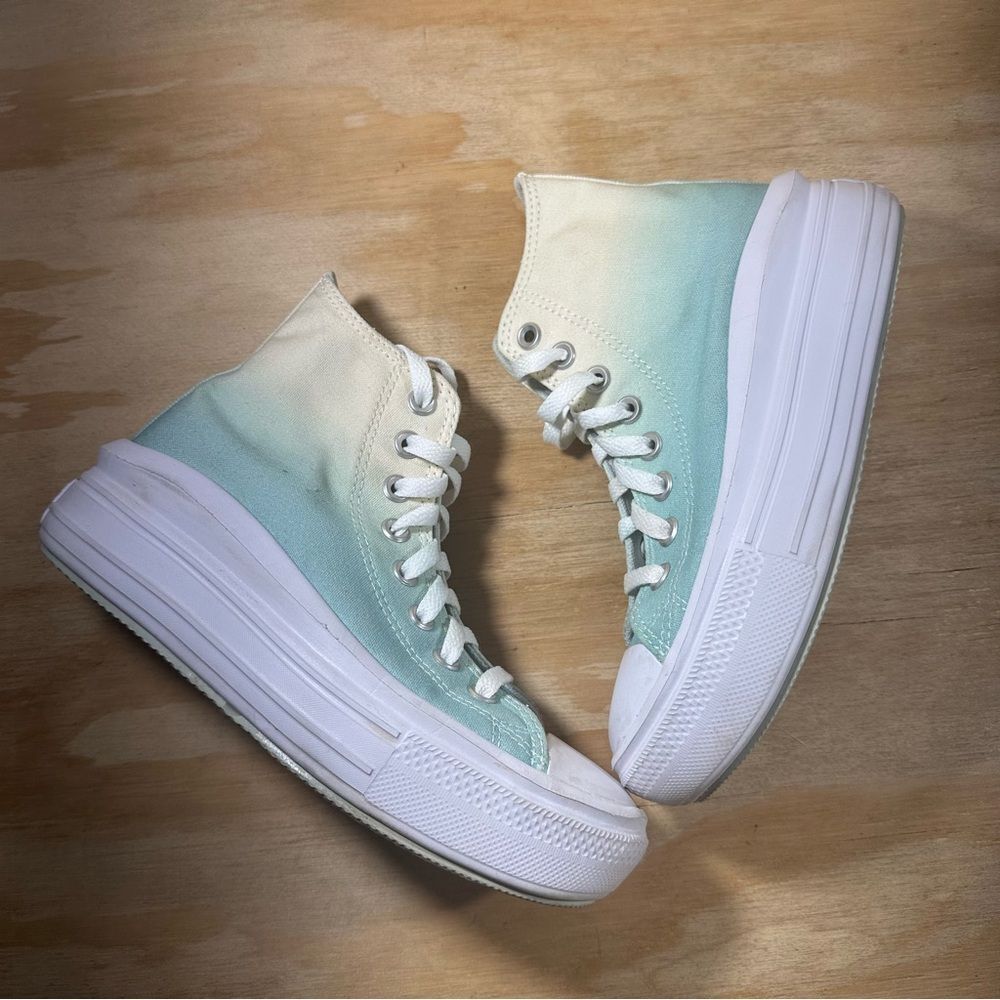 Converse High-Top Sneakers Women’s Size 6 - Picture 4 of 7